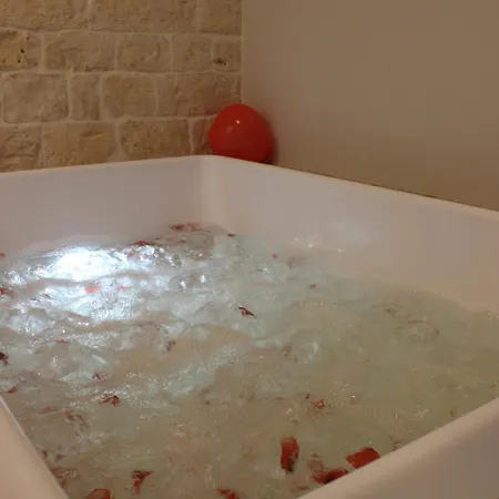 Olio Su Pietra לינה וארוחת בוקר