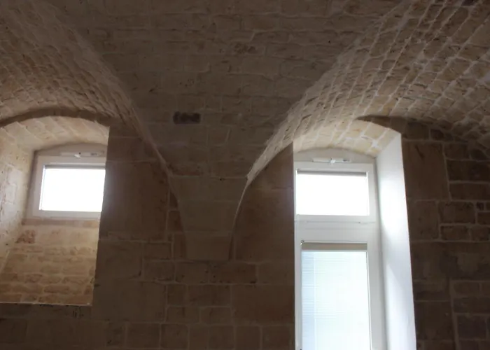 Olio Su Pietra Bed & Breakfast 3*